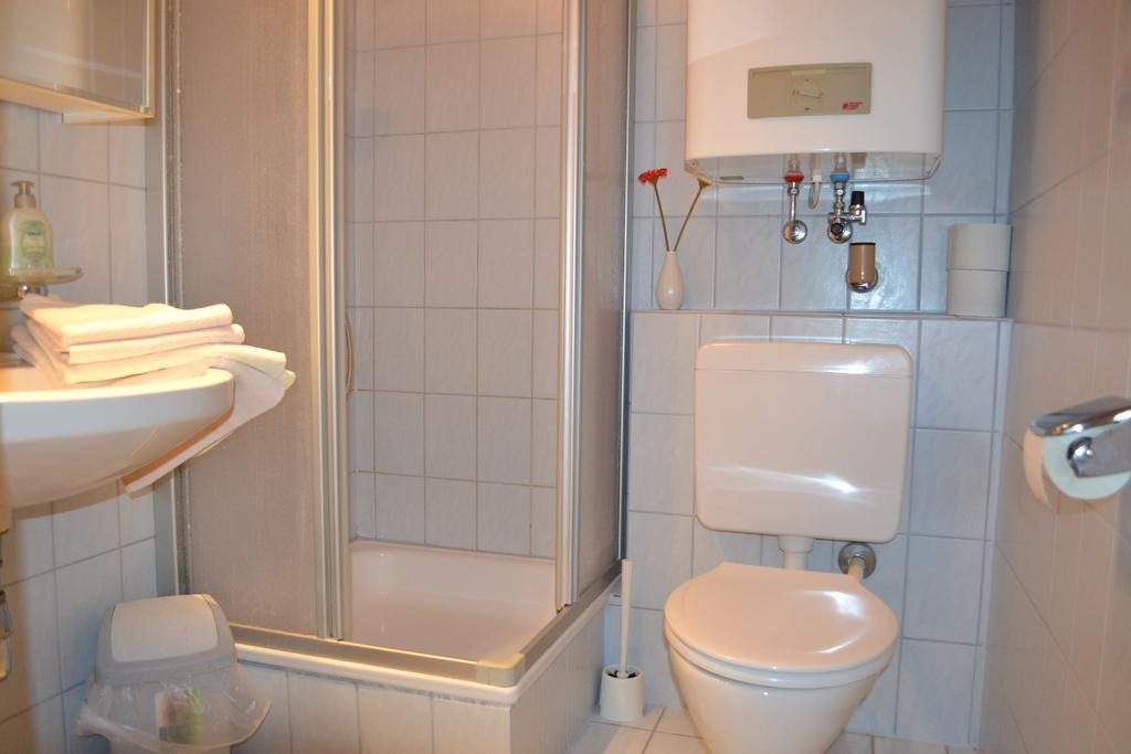 Gaestehaus Lindermuth Presseggersee Habitación foto